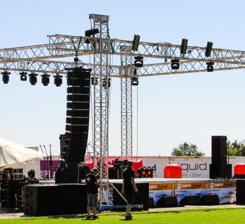 stage-setup-810x456-min